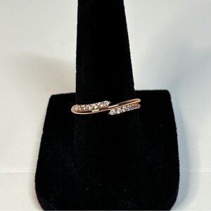18k rose gold-plated ring with CZ stones